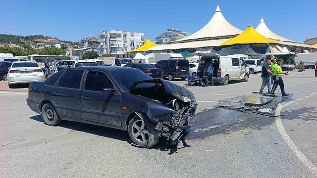 Manavgat&rsquo;ta aşırı hız kaza yaptırdı: 2 yaralı 4