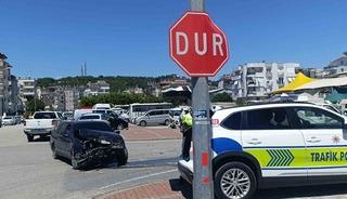 Manavgat&rsquo;ta aşırı hız kaza yaptırdı: 2 yaralı