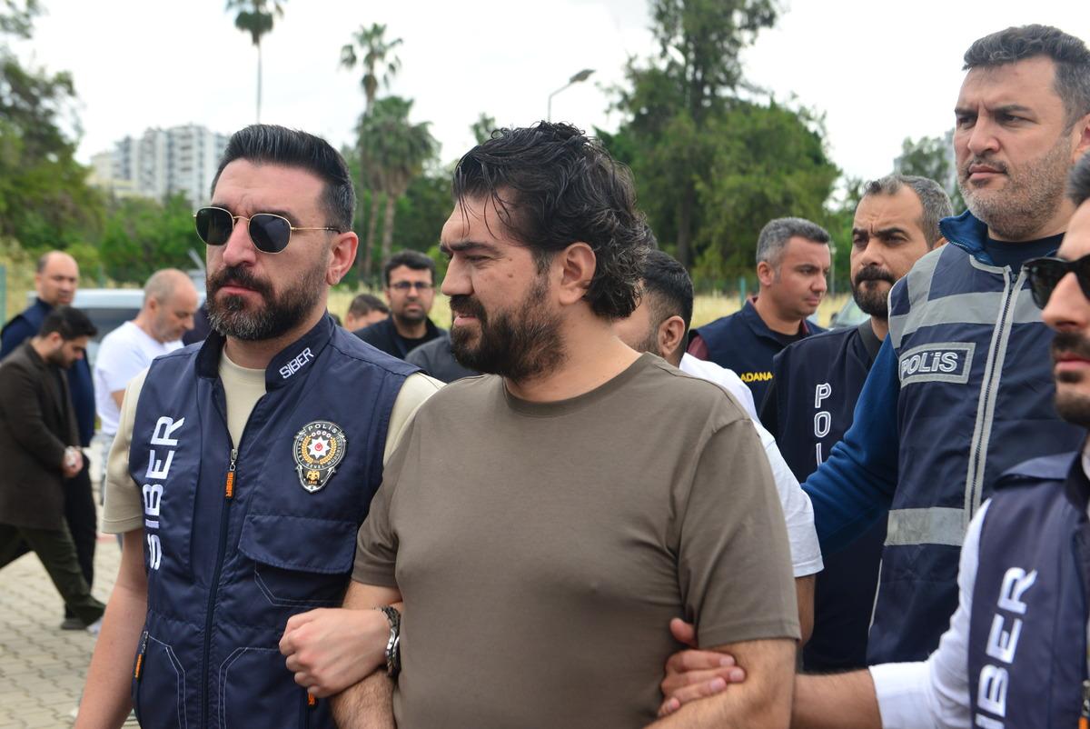 Rasim Ozan K&uuml;tahyalı tutuklandı! 2