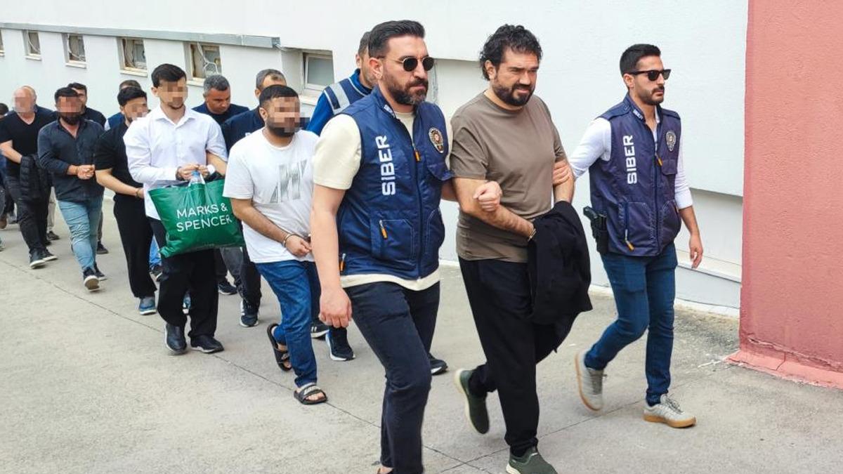 Rasim Ozan K&uuml;tahyalı nın ilk ifadesi ortaya &ccedil;ıktı: "Bor&ccedil; karşılığı g&ouml;nderildi" 1