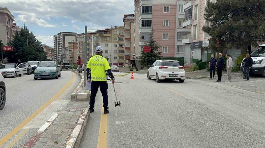 Tokat&rsquo;ta alkoll&uuml; s&uuml;r&uuml;c&uuml;n&uuml;n &ccedil;arptığı kadın hayatını kaybetti