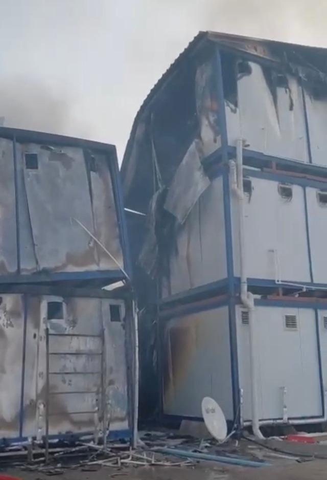 Şantiyedeki yangın can aldı! 1 iş&ccedil;i yaşamını yitirdi, 6 yaralı 6