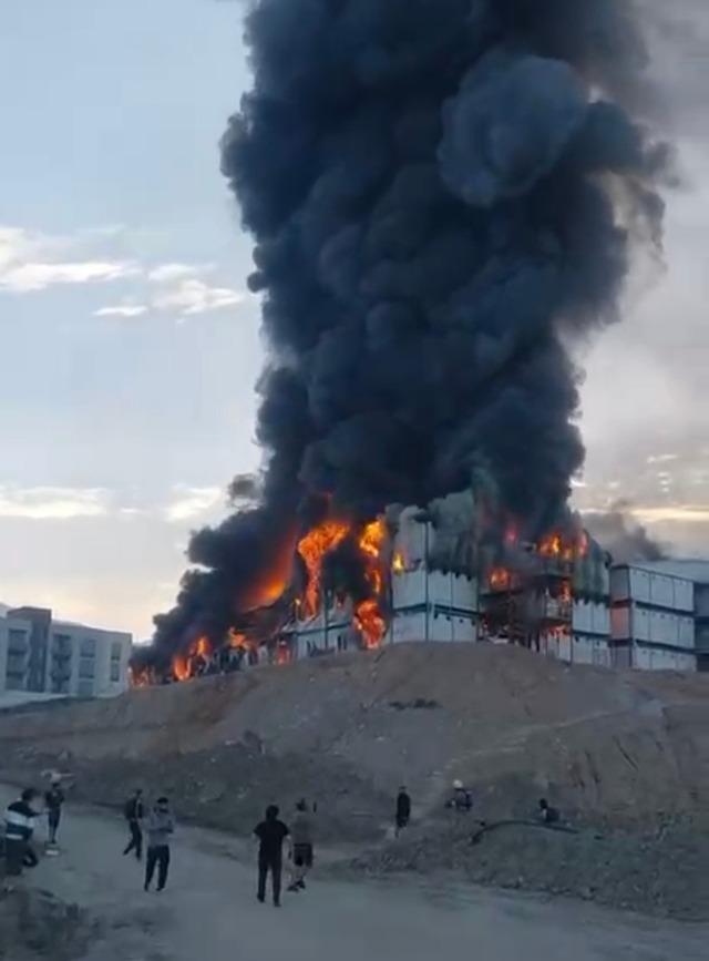 Şantiyedeki yangın can aldı! 1 iş&ccedil;i yaşamını yitirdi, 6 yaralı 2