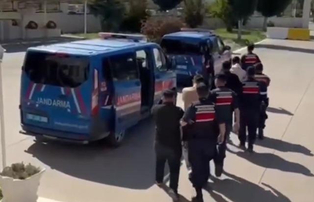 Jandarmadan 8 il&ccedil;ede 105 ş&uuml;pheliye eş zamanlı uyuşturucu operasyonu 3