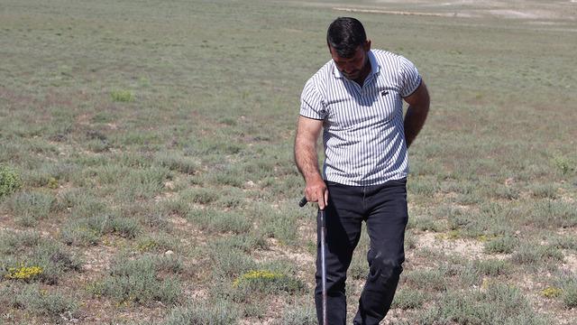 G&uuml;nde 60 bin TL'lik buluyor: 'Ev, araba, arsa aldım'