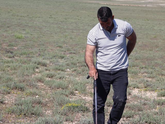 G&uuml;nde 60 bin TL'lik buluyor: 'Ev, araba, arsa aldım'