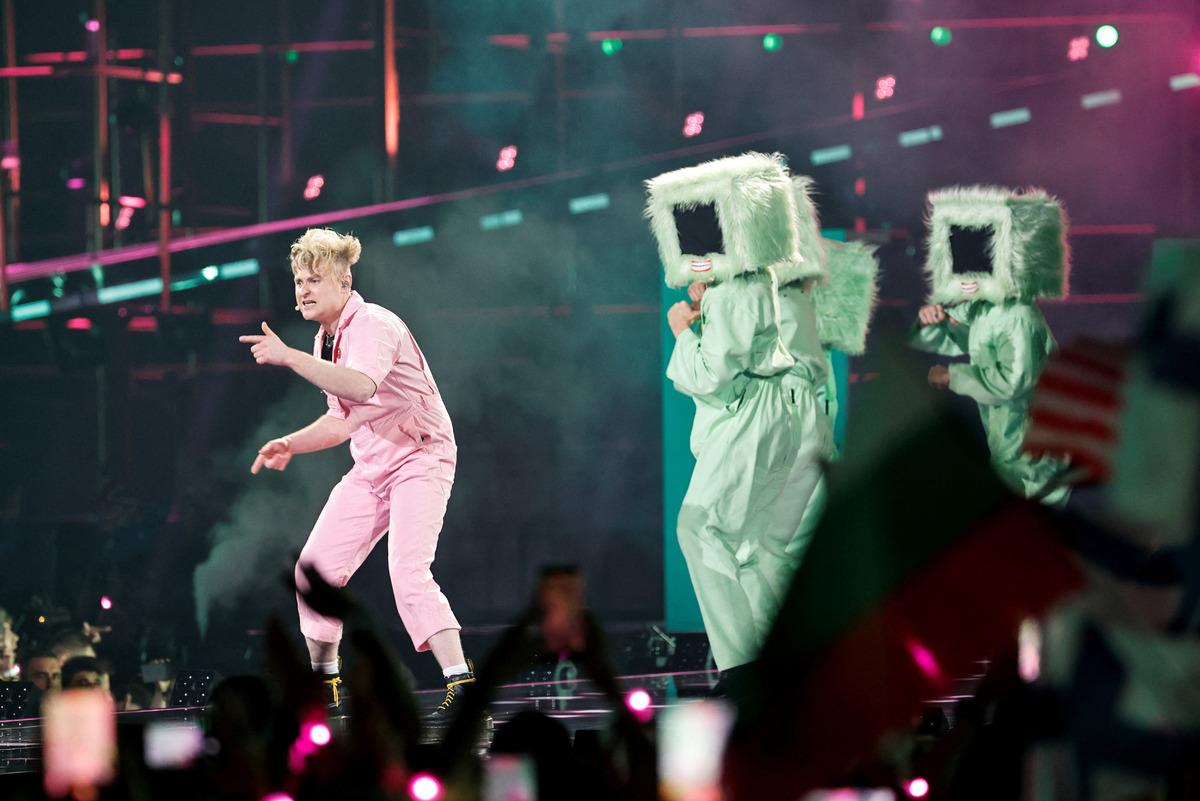 Eurovision 2026&rsquo;da sonuncu oldular! Sert eleştiriler geldi 2