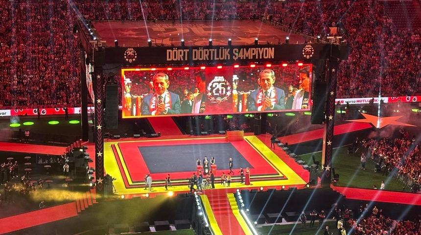 Galatasaray'ın bir gecede kazandığı para dudak u&ccedil;uklattı!