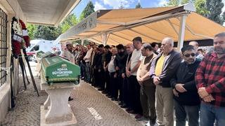 Konya'da oğulları tarafından öldürülen anne ve baba toprağa verildi