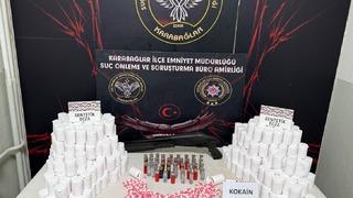 Elektrik panosu ve koltuktan binlerce uyuşturucu hap çıktı! 1 kişi gözaltında