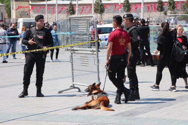 (Ek bilgi ve fotoğraflarla) - Taksim Meydanı'nda güvenlik önlemleri