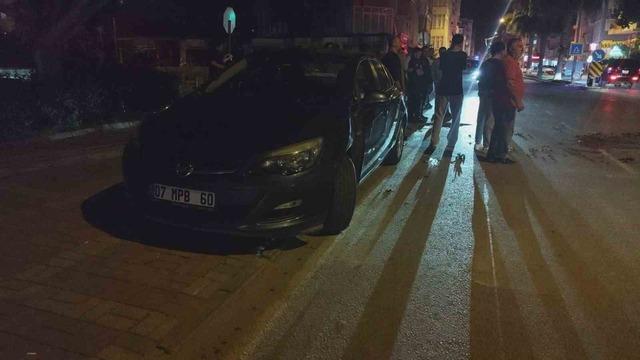 Manavgat&rsquo;ta otomobil ile motosiklet &ccedil;arpıştı: 2 yaralı 1