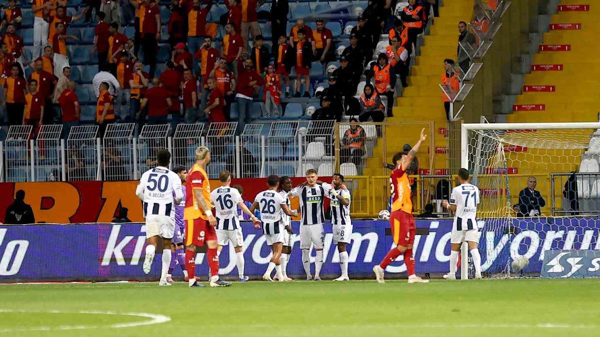 Kasımpaşa Galatasaray'ı geçerek ligde kalmayı başardı