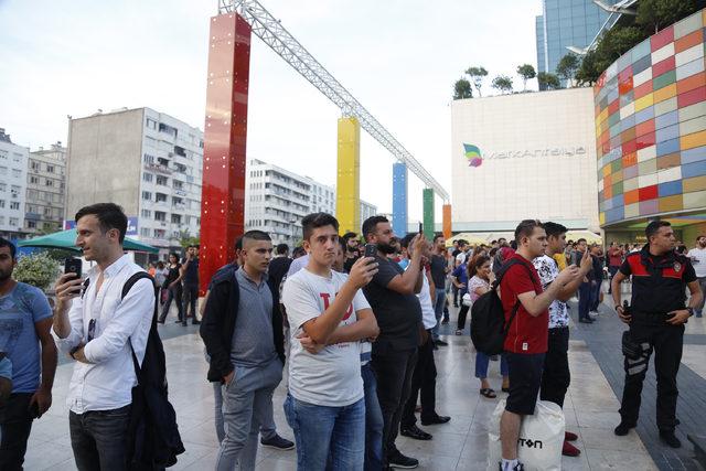 Boş ayakkabı kutusu tramvay seferlerini durdurdu