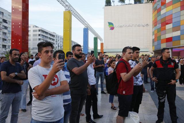 Boş ayakkabı kutusu tramvay seferlerini durdurdu