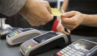Kartlı &ouml;demelerin tutarı nisanda 2 trilyon lirayı aştı