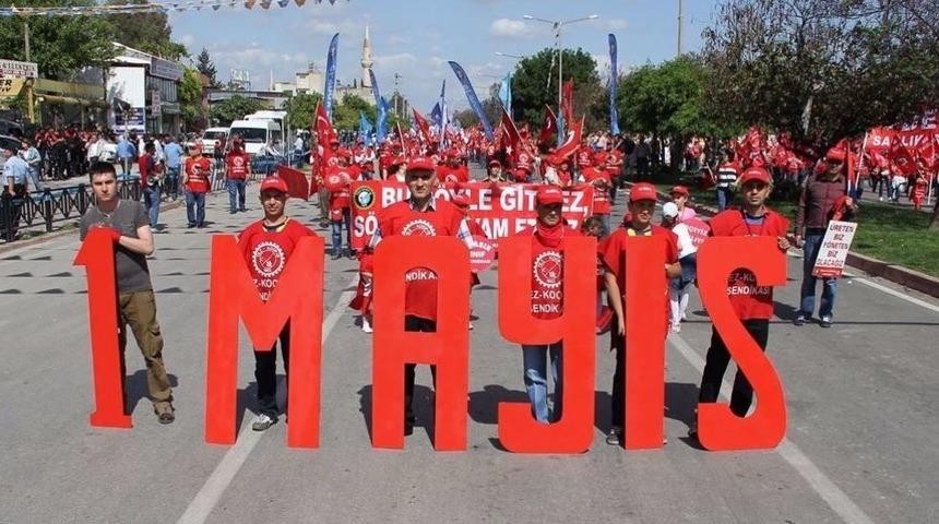 1 Mayıs resmi tatil mi? 1 Mayıs'ta bankalar a&ccedil;ık mı, okullar tatil mi? 