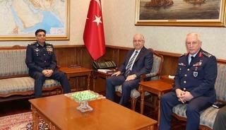 Bakan G&uuml;ler, Pakistan Hava Kuvvetleri Komutanı Orgeneral Sidhu&rsquo;yu kabul etti