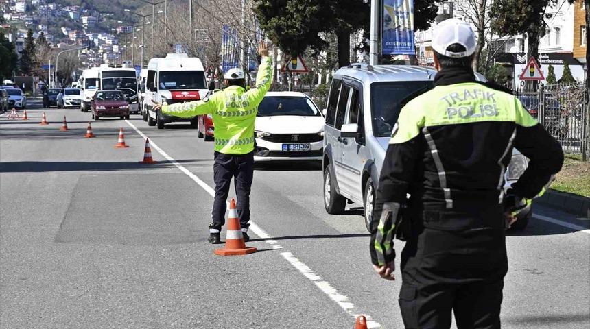Ordu&rsquo;da bir haftada 20 binden fazla ara&ccedil; ve s&uuml;r&uuml;c&uuml;s&uuml; denetlendi