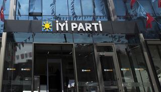 Ersin Beyaz İYİ Parti'den istifa etti: Dikkat &ccedil;eken 'pasif s&uuml;reklilik' mesajı