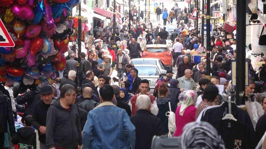 T&Uuml;İK a&ccedil;ıkladı: Sivas'taki gen&ccedil; n&uuml;fus hızla azalıyor