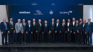 Türk Telekom CEO’su Ebubekir Şahin: Yerli projeler geliştirmek milli sorumluluğumuz. Yerli ve milli haberleşme cihazı üretimi de bu anlamda kırmızı çizgimizdir