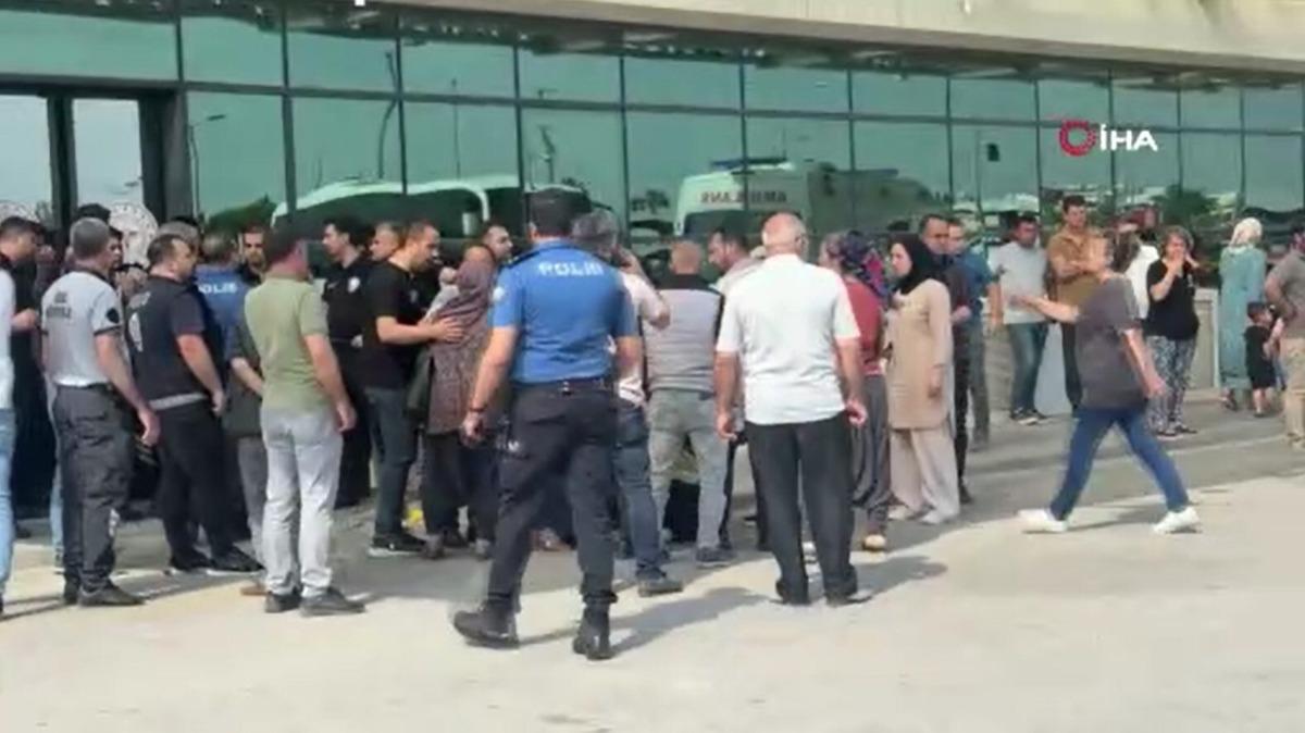 Mersin deki katliamdan yaralı olarak kurtuldu! "Telefon &ccedil;ıkaracak sanıyorduk, birden tabancayı &ccedil;ıkardı" 2