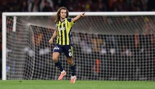 Guendouzi Fenerbah&ccedil;eli taraftarlara seslendi!