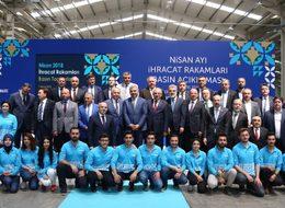 İhracat Nisan’da yüzde 15 artışla 10.55 milyar dolara çıktı