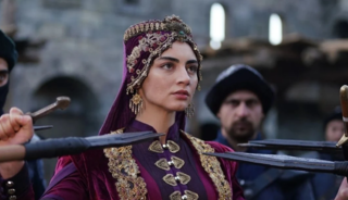 Merakla beklenen o diziyle anlaştı! Kadro &ccedil;ok iddialı