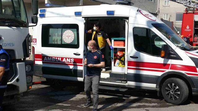 Pendik’te çıkan yangın korkuttu: 1 kişi dumandan etkilendi