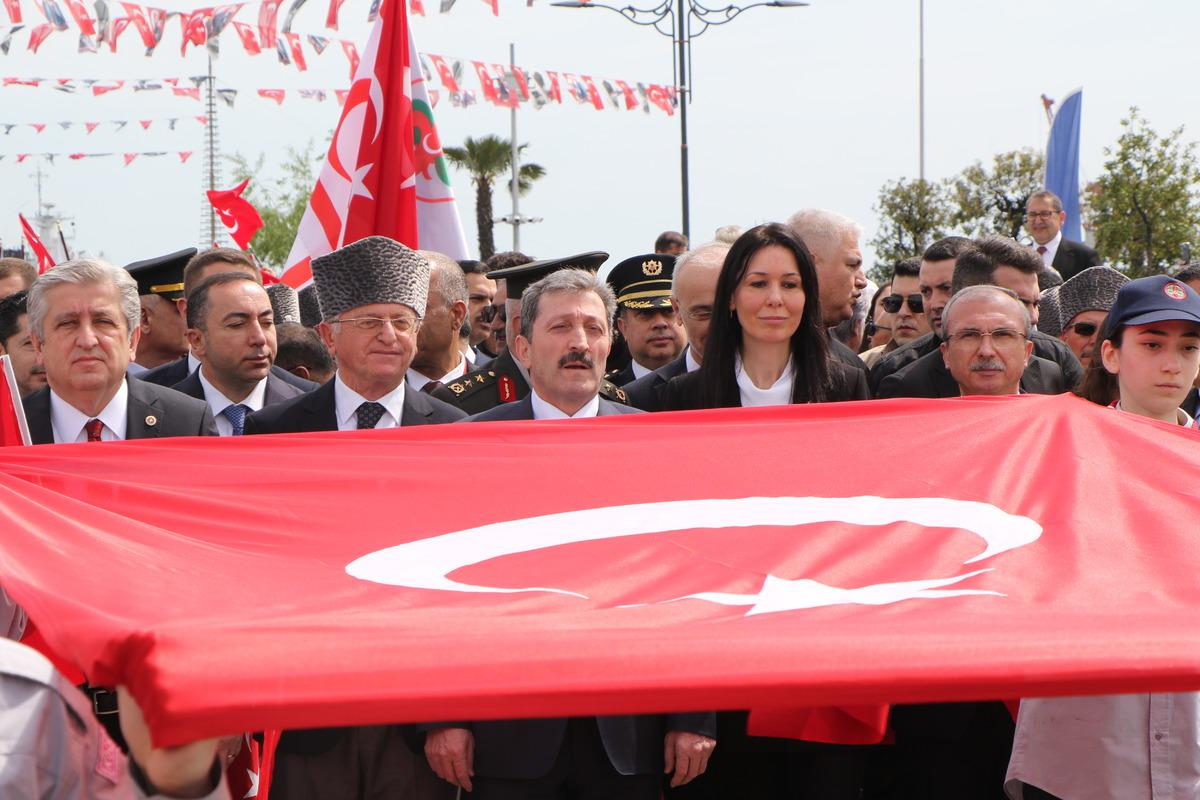 19 Mayıs kutlamalarında Bayrak Devir Teslim töreni yapıldı 3