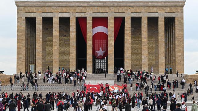 19 Mayıs Atatürk'ü Anma, Gençlik ve Spor Bayramı yurdun dört bir yanında coşkuyla kutlanıyor
