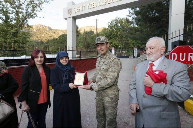 Amasyalı Şehit Yüzbaşı Alper Kalem'in ismi kışlada yaşatılacak