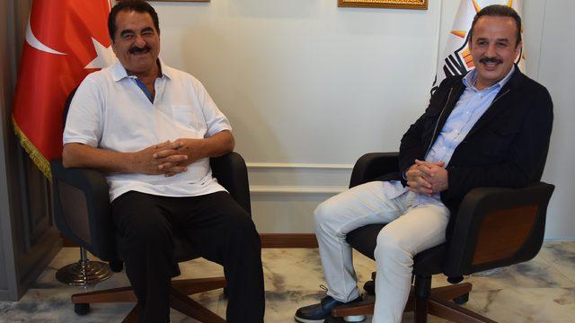 İbrahim Tatlıses'ten vekil adaylığı için başvuru yaptığı AK Parti'ye ziyaret  (2)