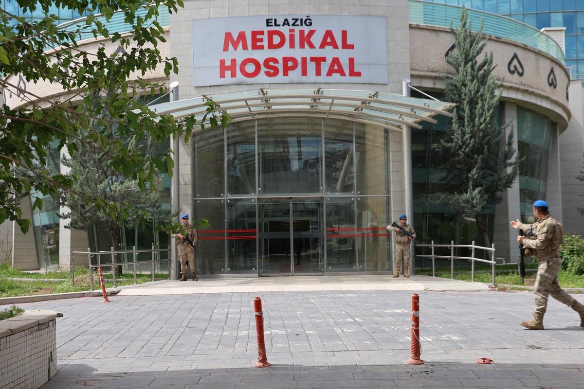 &Ouml;zel hastanede b&uuml;y&uuml;k skandal! Doktorlar, hemşireler g&ouml;zaltında 2