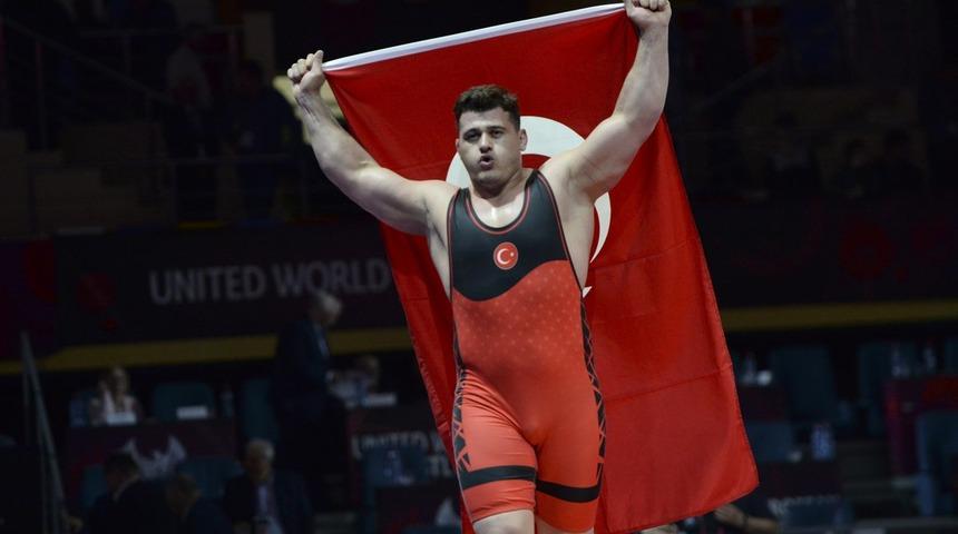 Rıza Kayaalp, Avrupa şampiyonu oldu!