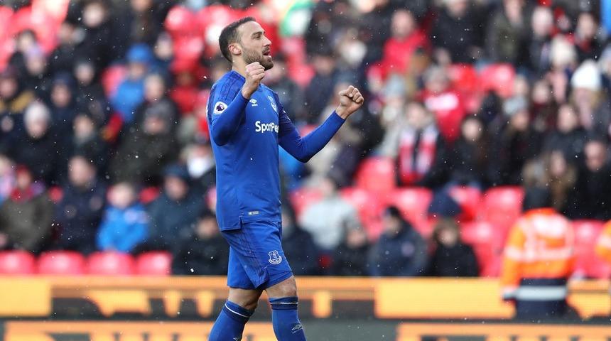 Cenk Tosun için çarpıcı yorum: Hayatta kalmayı başardı