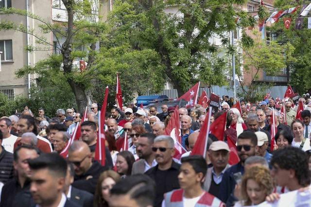 CHP Genel Başkanı &Ouml;zel: "Gen&ccedil;ler Cumhuriyet&rsquo;e ve Cumhuriyet&rsquo;in kazanımlarına sahip &ccedil;ıkmaya kararlı" 3