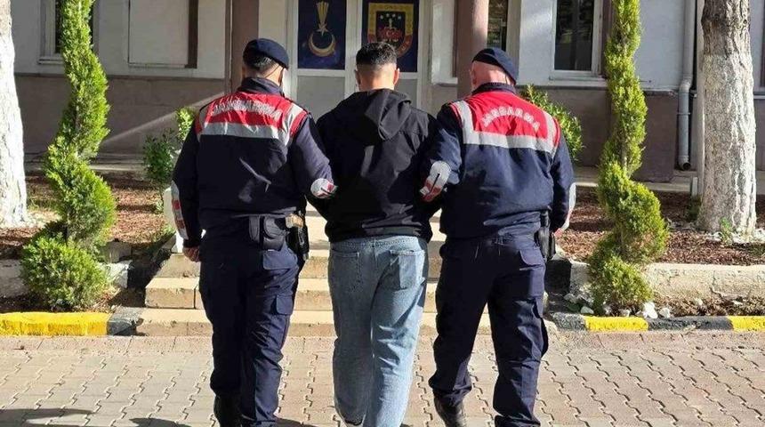 Kırıkkale&rsquo;de hapis cezası bulunan firari h&uuml;k&uuml;ml&uuml; yakalandı