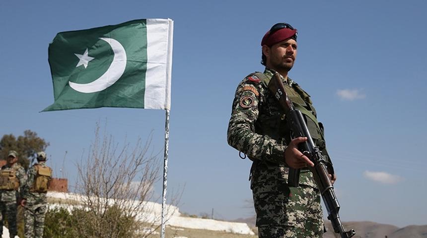 Pakistan duyurdu! 22 militan etkisiz hale getirildi