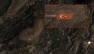 MSB paylaştı! G&Ouml;KT&Uuml;RK-1 uydusu, Torosların zirvesine işlenen T&uuml;rk bayrağını g&ouml;r&uuml;nt&uuml;ledi