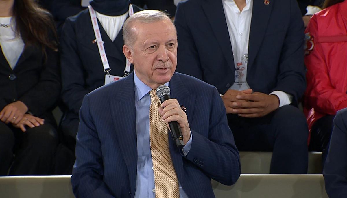 Cumhurbaşkanı Erdoğan "Şu anda en büyük sorun" diyerek duyurdu: "Gençliğimizi bunlara kaptırmayacağız" 1