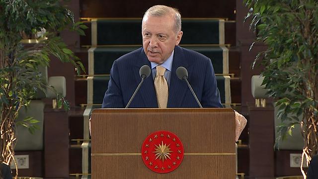 Cumhurbaşkanı Erdoğan Şu anda en büyük sorun diyerek duyurdu: Gençliğimizi bunlara kaptırmayacağız