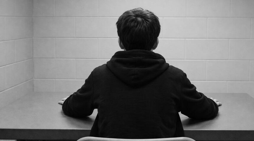 Su&ccedil;a s&uuml;r&uuml;klenen &ccedil;ocuklar i&ccedil;in tarihi adım! 'Aile' detayı