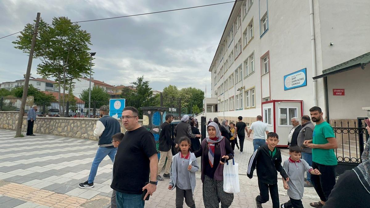 Son dakika | Malatya da korkutan deprem! Adıyaman, Elazığ ve Kahramanmaraş ta da hissedildi 4