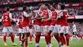 Arsenal 22 y�l sonra �ampiyon oldu, sosyal medya kar��t�! 
