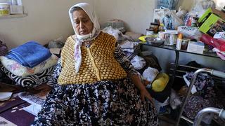 15 yıldır karnı büyüyor! Çaresiz kadın 170 kiloya ulaştı