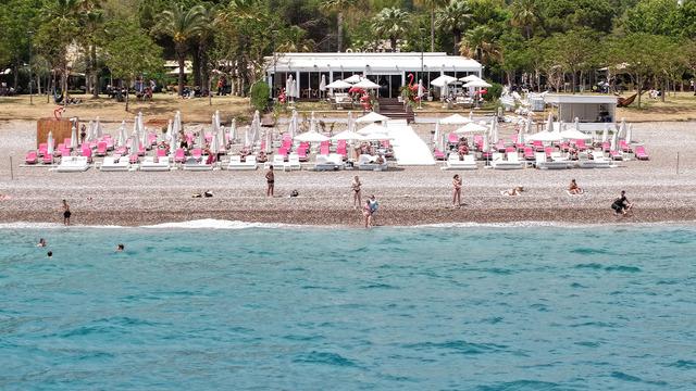 Turizm sezonu açıldı! Plajda 1 günün maliyeti 1500 TL