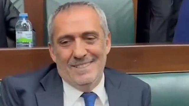 AK Parti Grup Toplantısı'nda Yavuz Bingöl sürprizi: Uzak kalamıyorum!